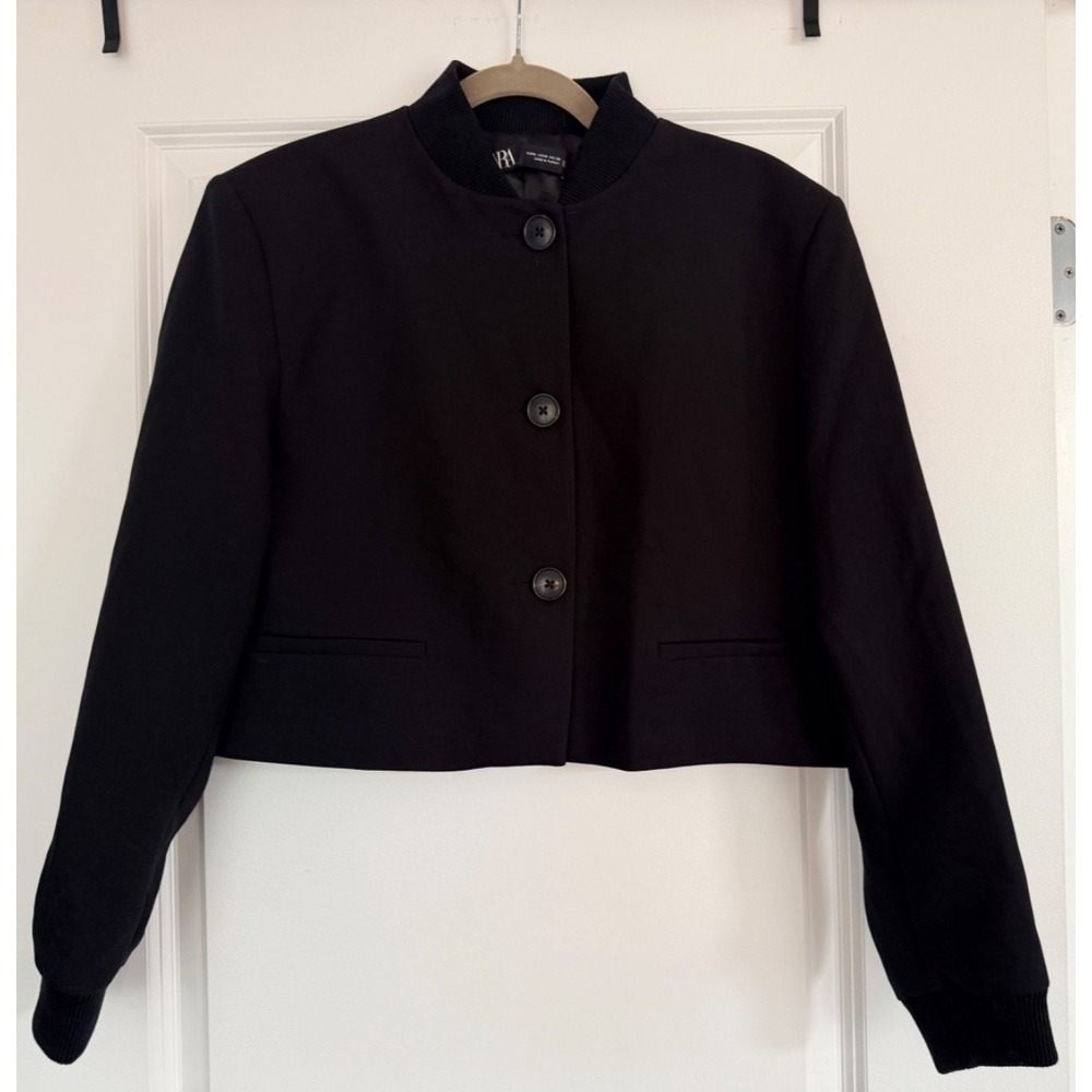 Zara Black Cropped Bomber Jacket M Button Front Structured Shoulder Pads